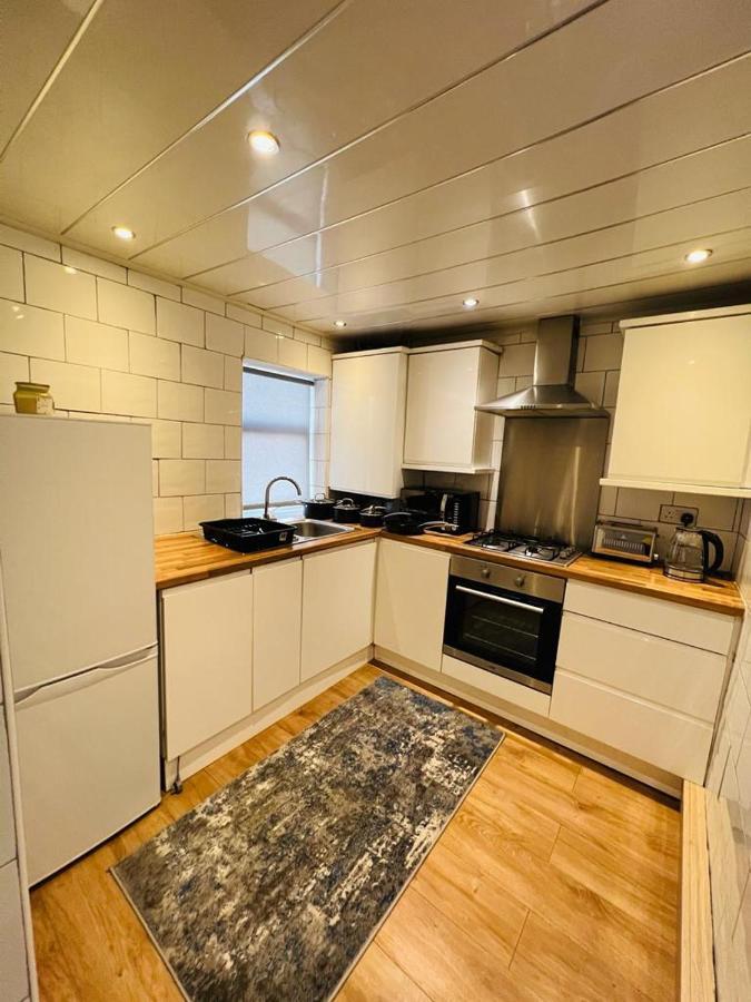 Luxurious Modern House In Anfield! Close To Lfc, Efc, City Centre!!! Liverpool Luaran gambar
