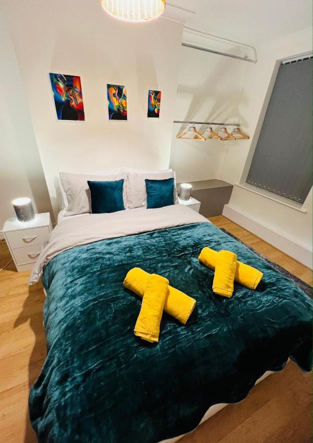 Luxurious Modern House In Anfield! Close To Lfc, Efc, City Centre!!! Liverpool Luaran gambar