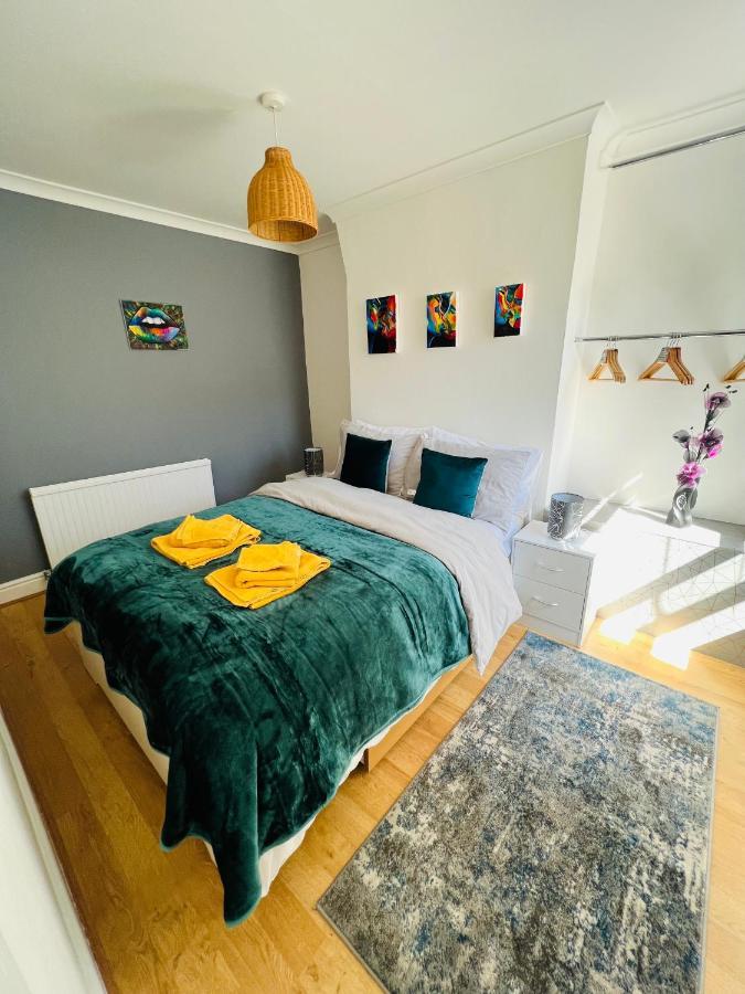 Luxurious Modern House In Anfield! Close To Lfc, Efc, City Centre!!! Liverpool Luaran gambar
